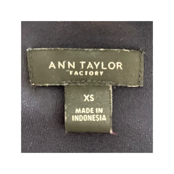 Ann Taylor Factory Flutter Sleeve Floral Dress - Picture 10 of 11